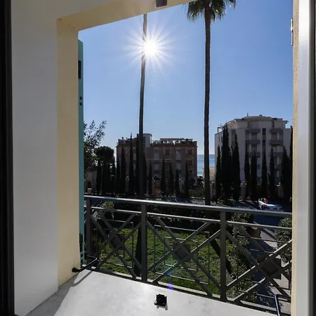 Alaxia Resort Alassio Exterior photo