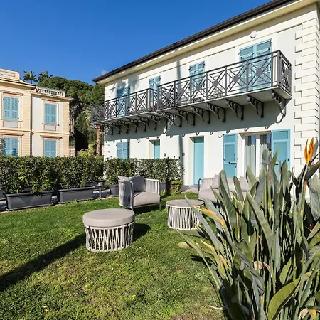 Alaxia Resort Alassio Exterior photo