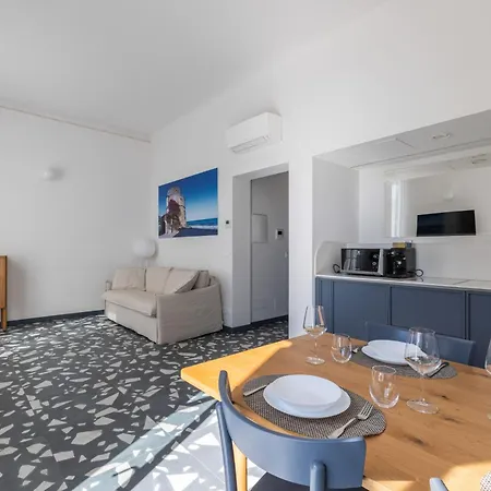 Alaxia Resort Alassio Exterior photo