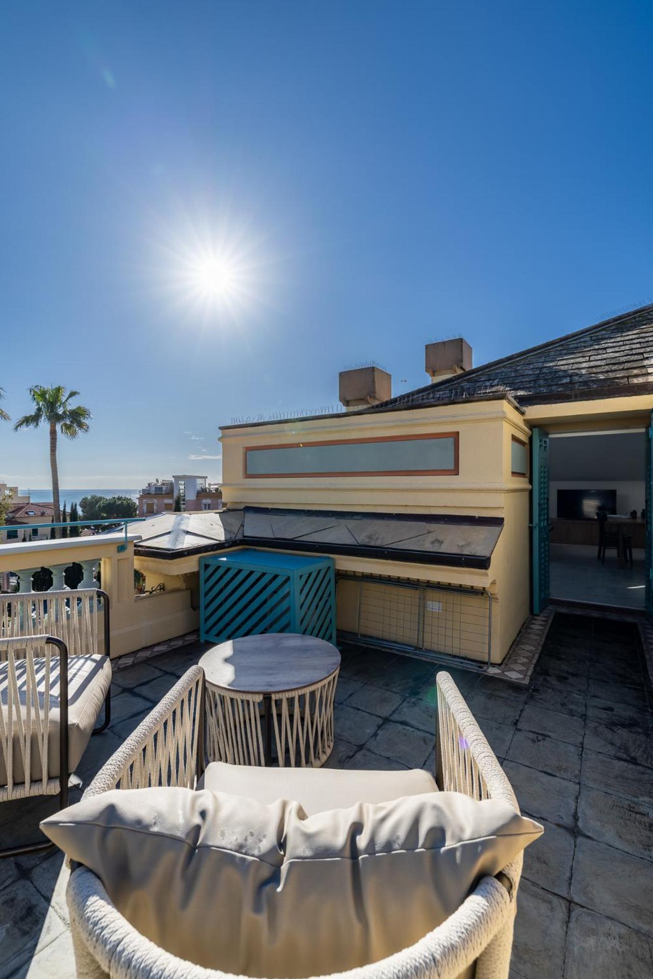 Alaxia Apartment *